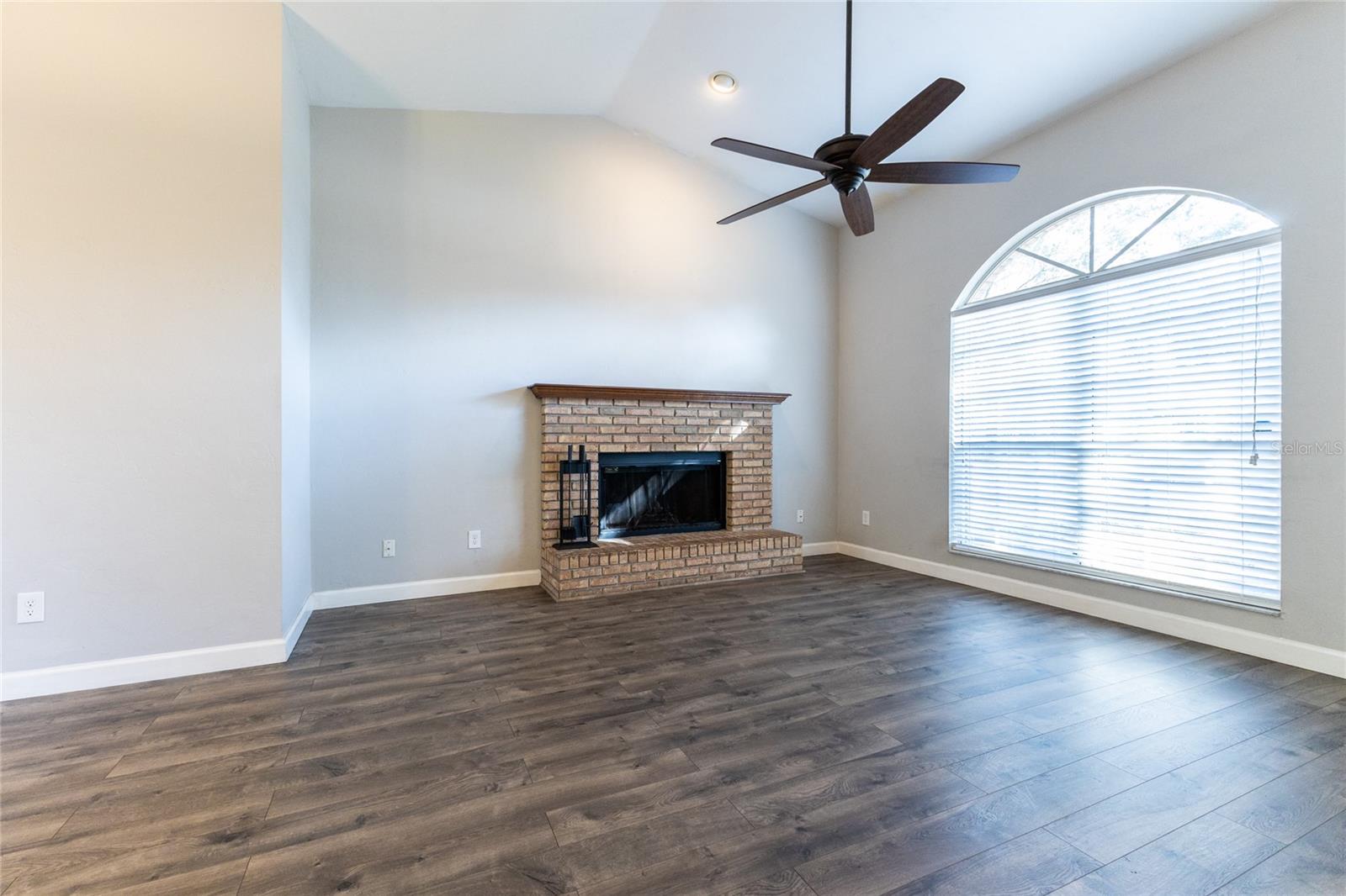 BUCKRIDGE - Residential
