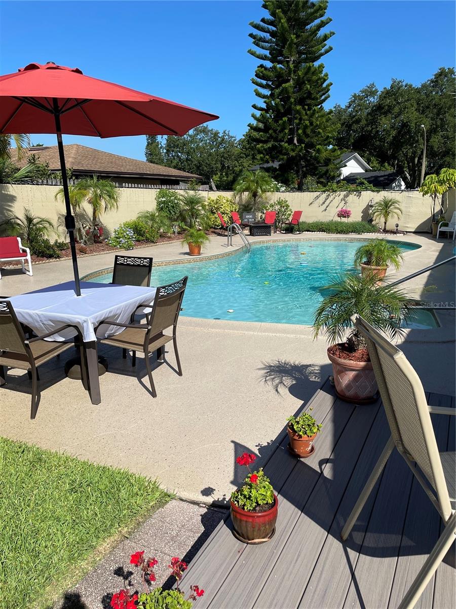 SPRING LAKE HILLS SEC 4 - Residential