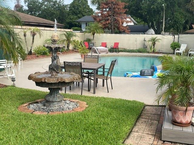 SPRING LAKE HILLS SEC 4 - Residential