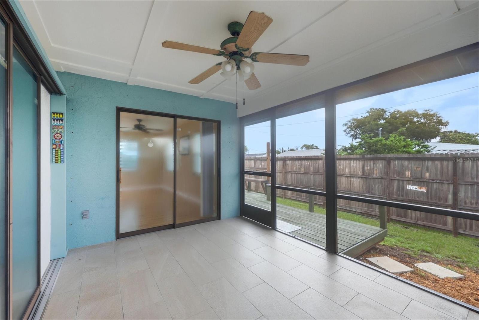 SOUTH VENICE - Residential