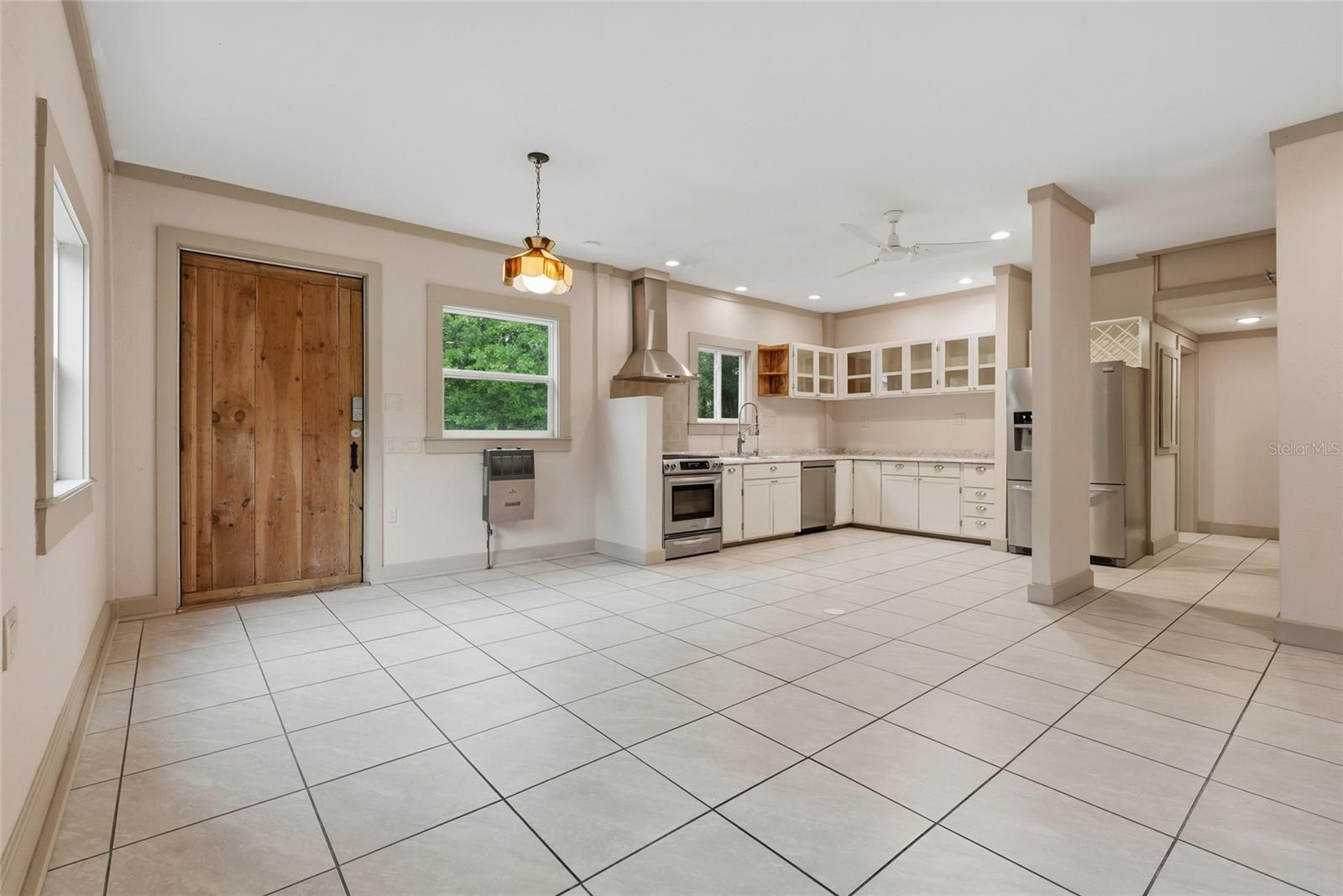 SPRING RIDGE - Residential