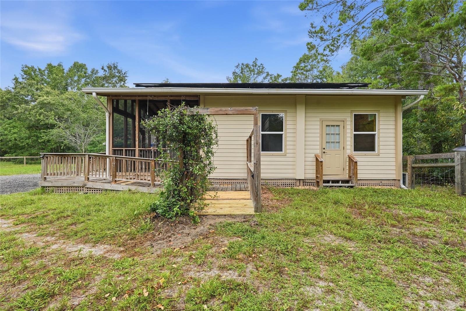 SPRING RIDGE - Residential