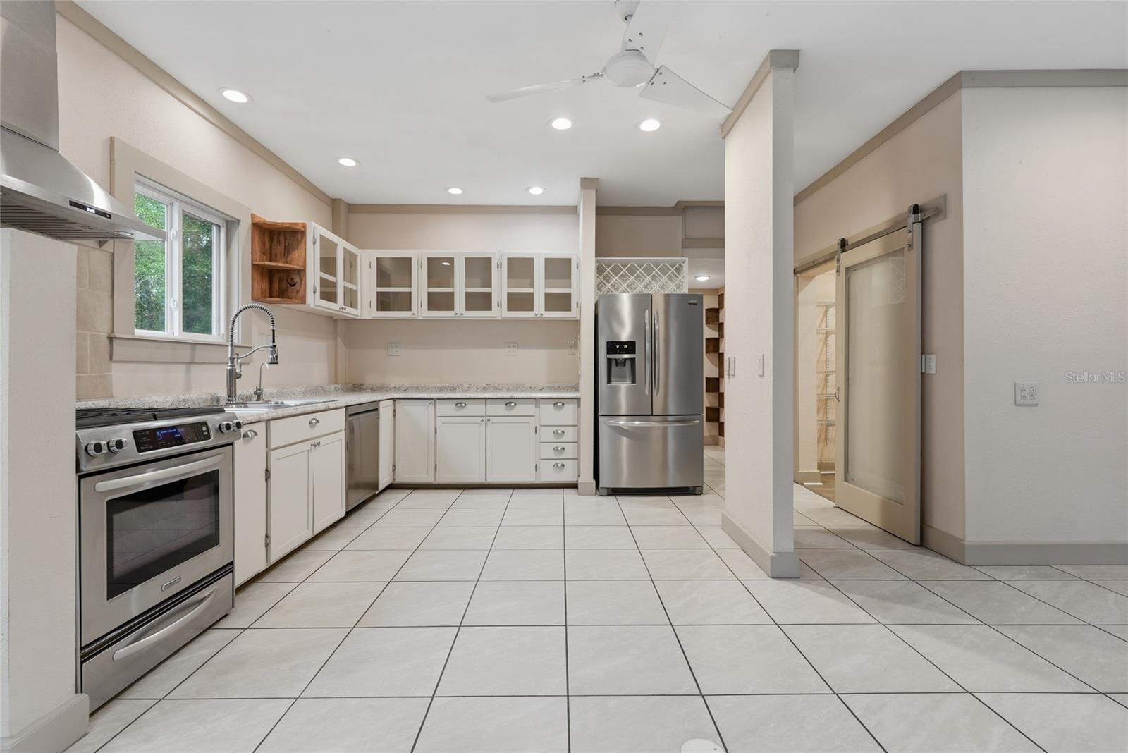 SPRING RIDGE - Residential