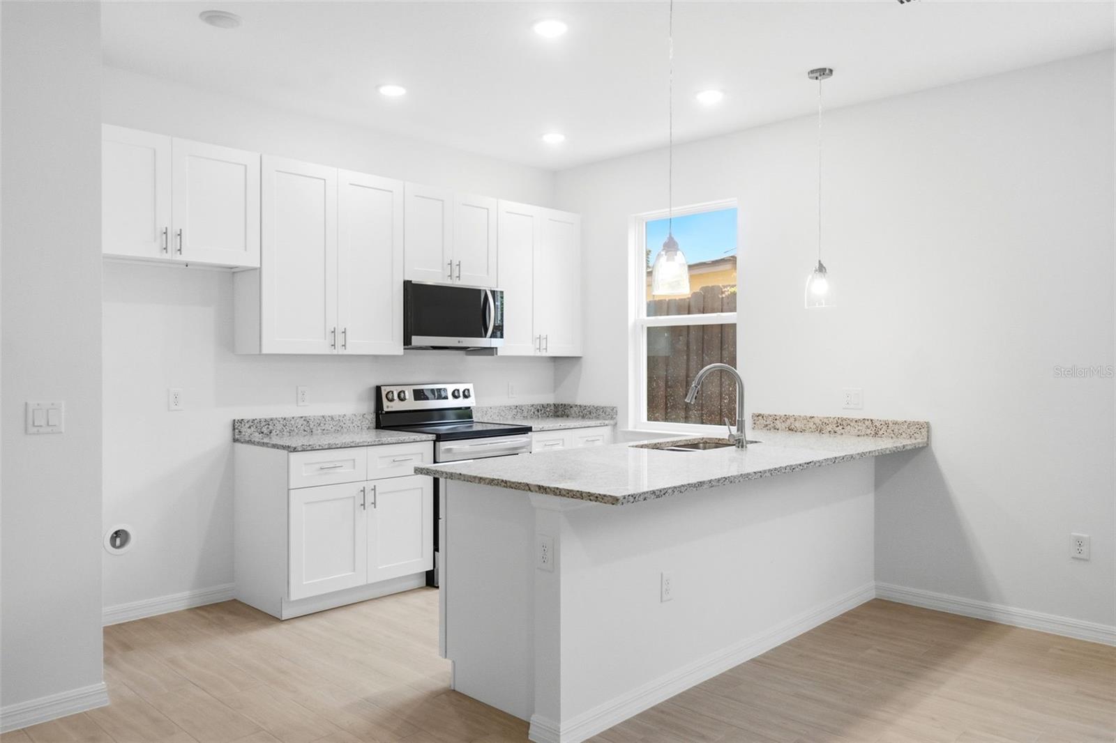 ACREAGE & UNREC - Residential
