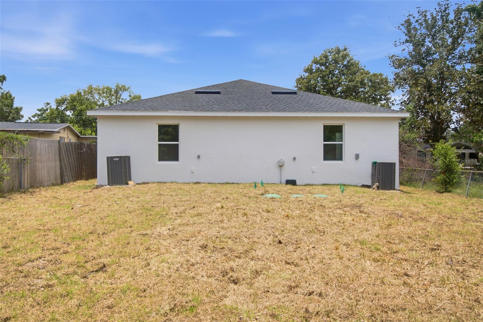 ACREAGE & UNREC - Residential