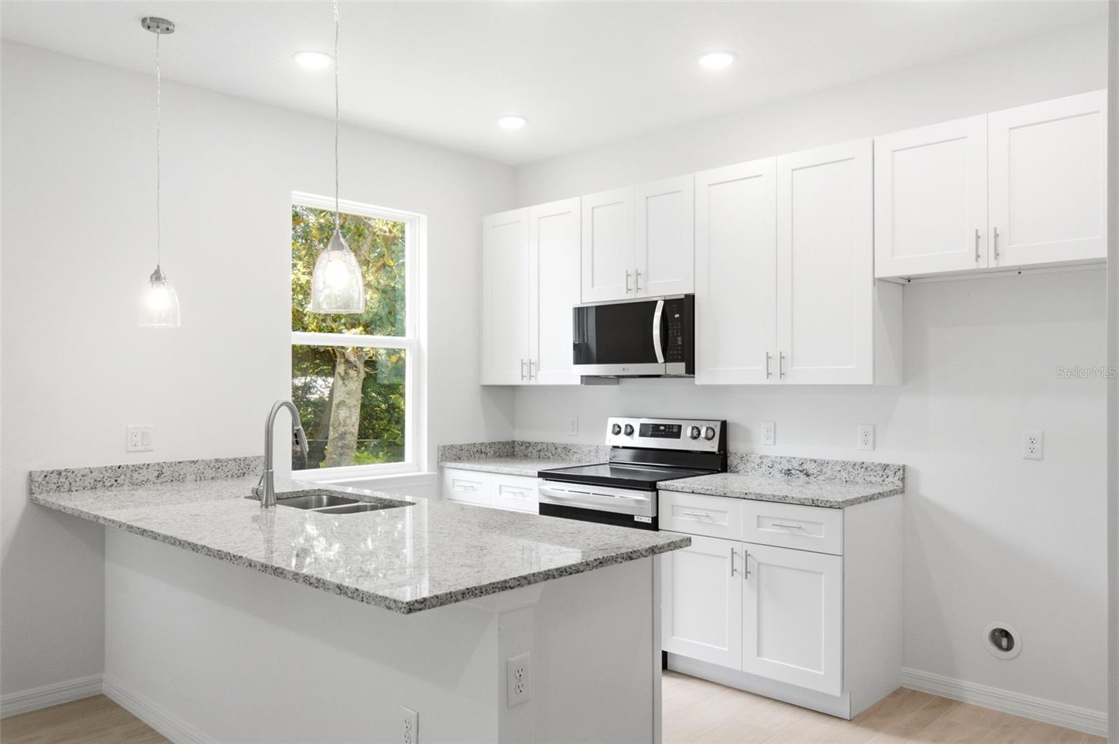 ACREAGE & UNREC - Residential