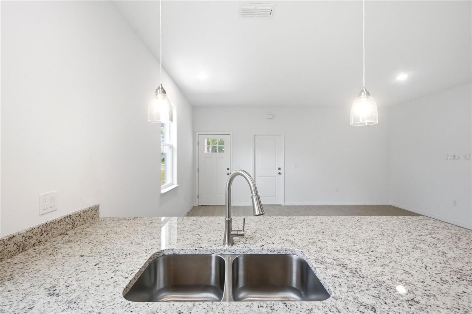 ACREAGE & UNREC - Residential