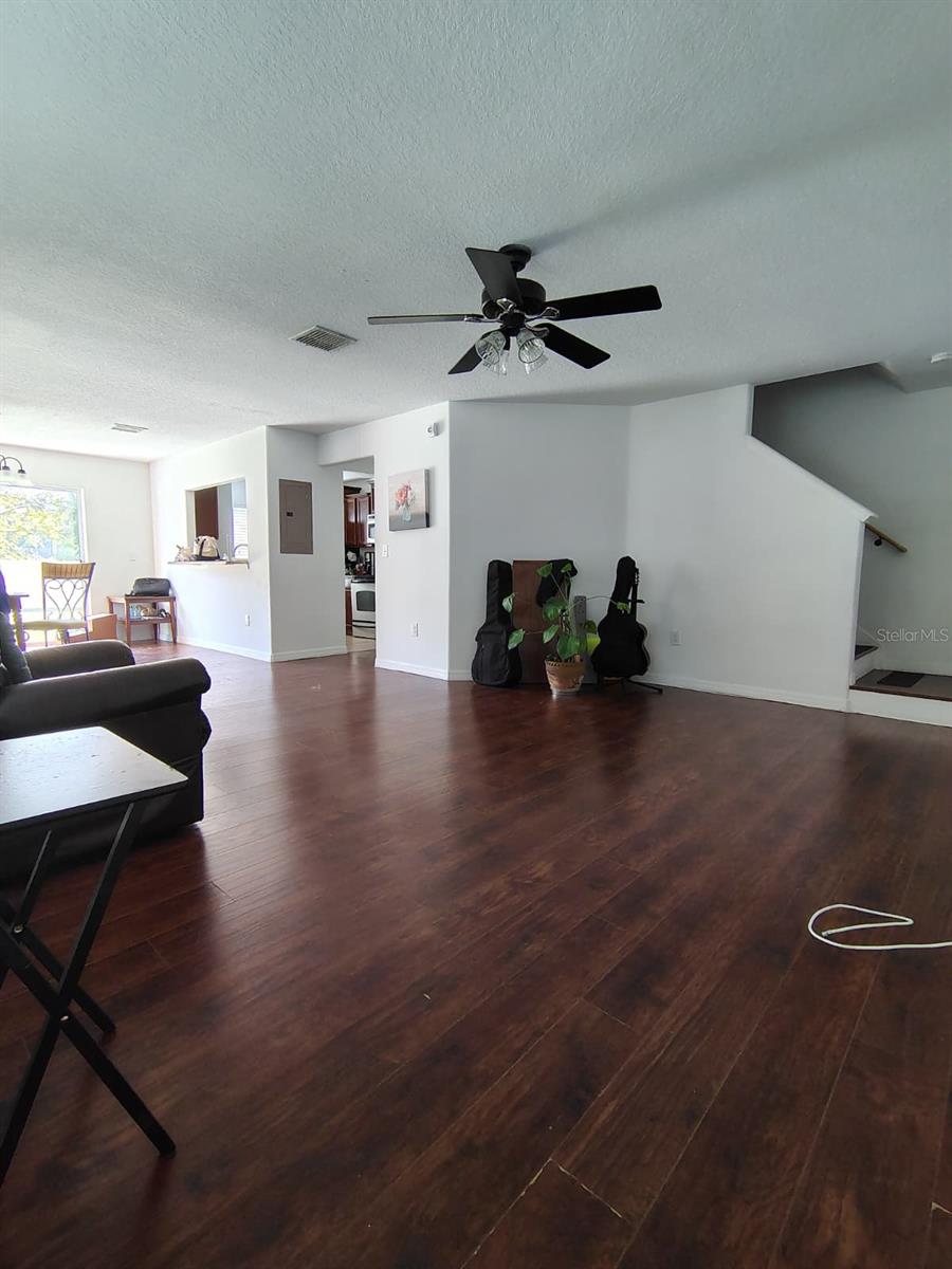 THOUSAND OAKS EAST A-C PH 05 - Residential