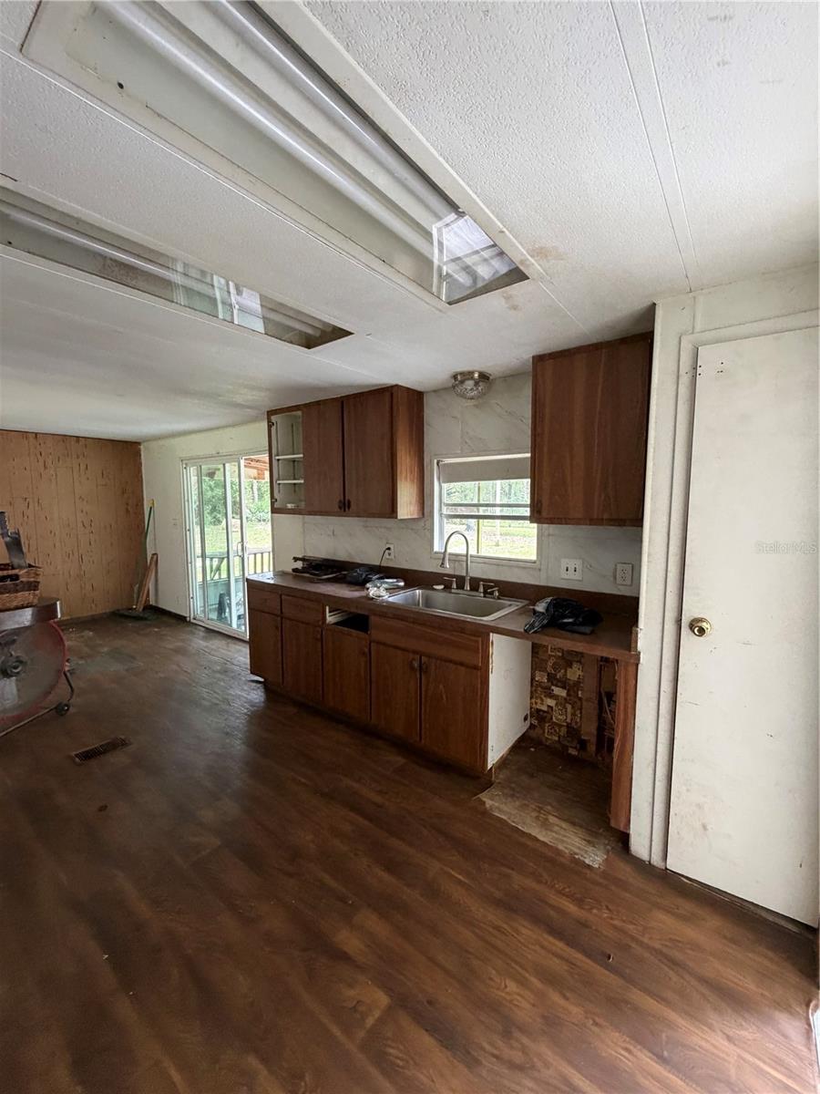 EUREKA FOREST CAMPSITES SEC 01 - Residential
