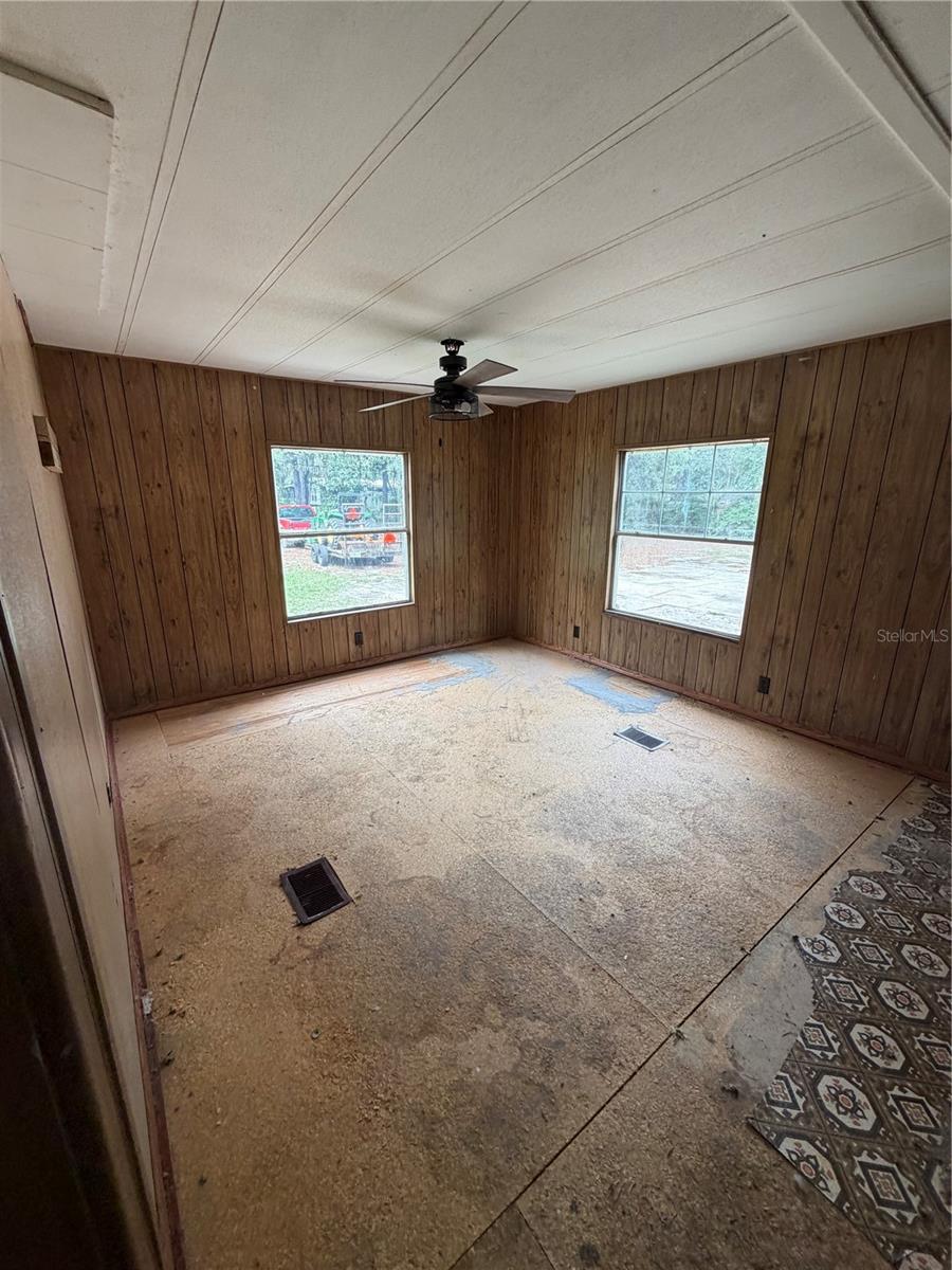 EUREKA FOREST CAMPSITES SEC 01 - Residential