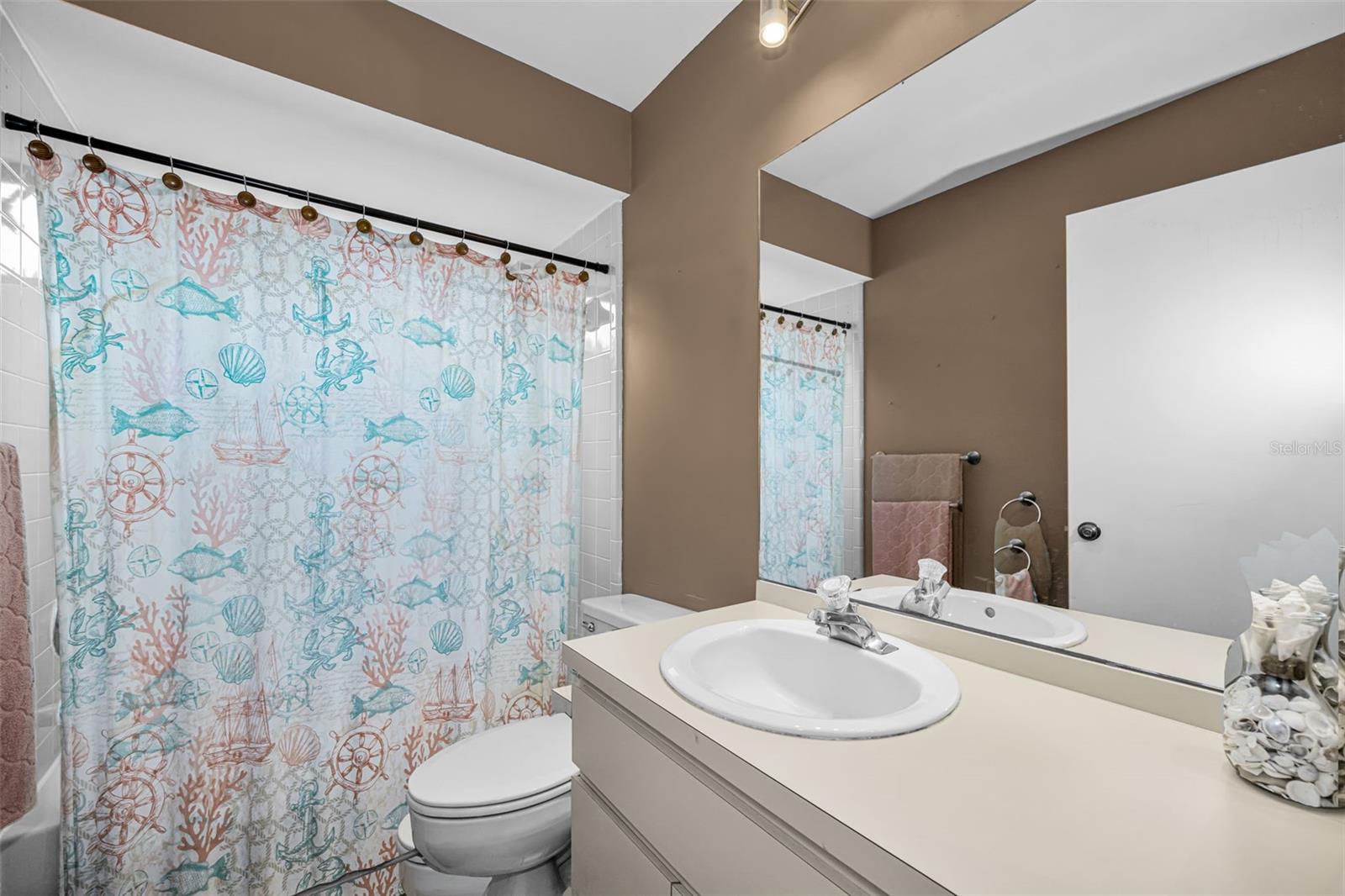 GLENWOOD GULF TRACE - Residential