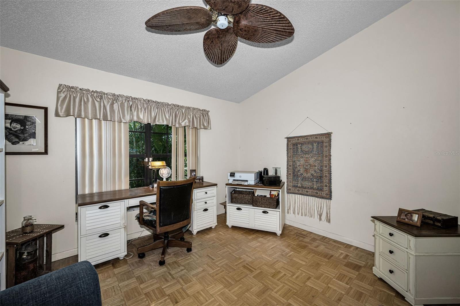 GLENWOOD GULF TRACE - Residential