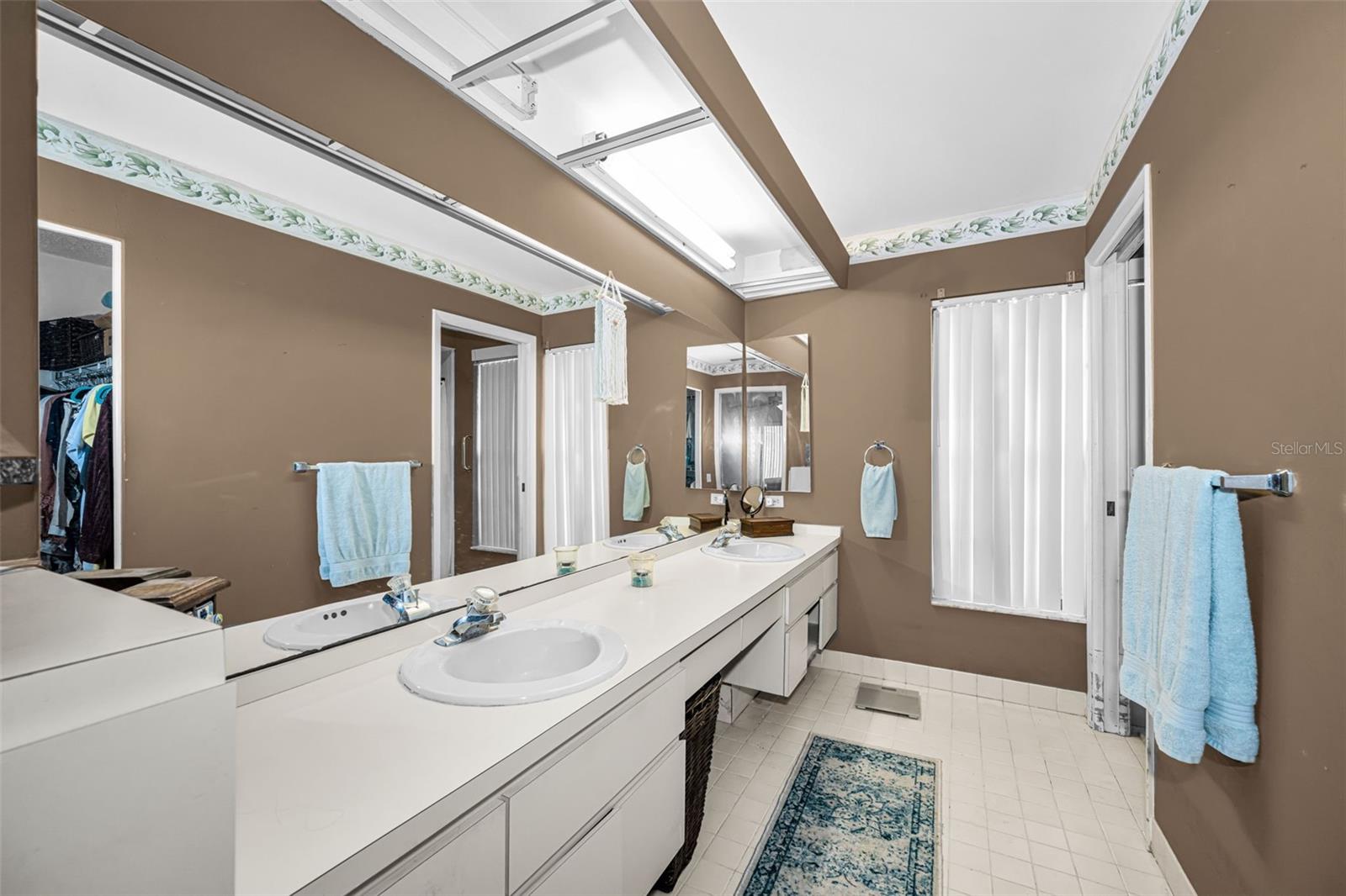 GLENWOOD GULF TRACE - Residential