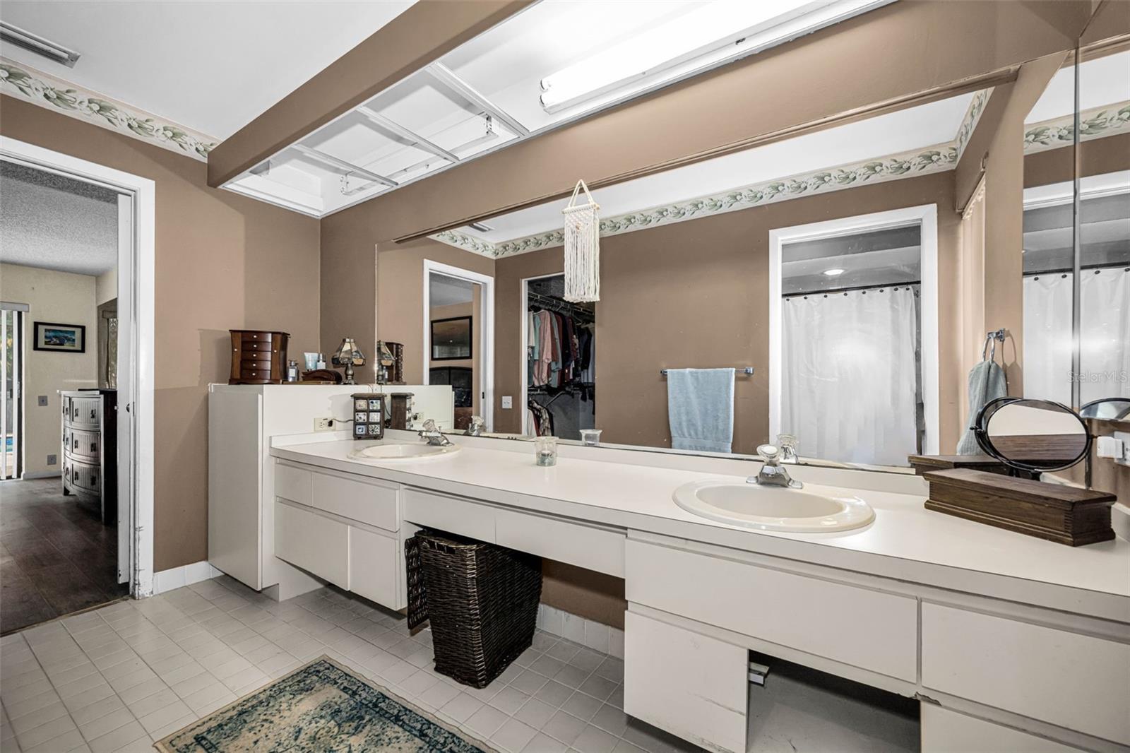 GLENWOOD GULF TRACE - Residential