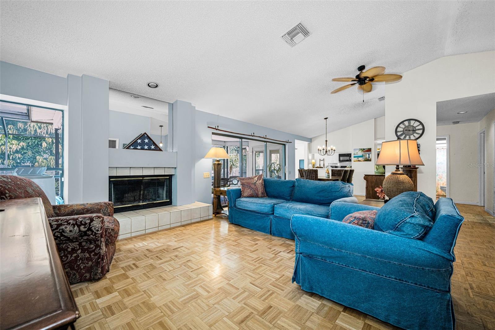 GLENWOOD GULF TRACE - Residential