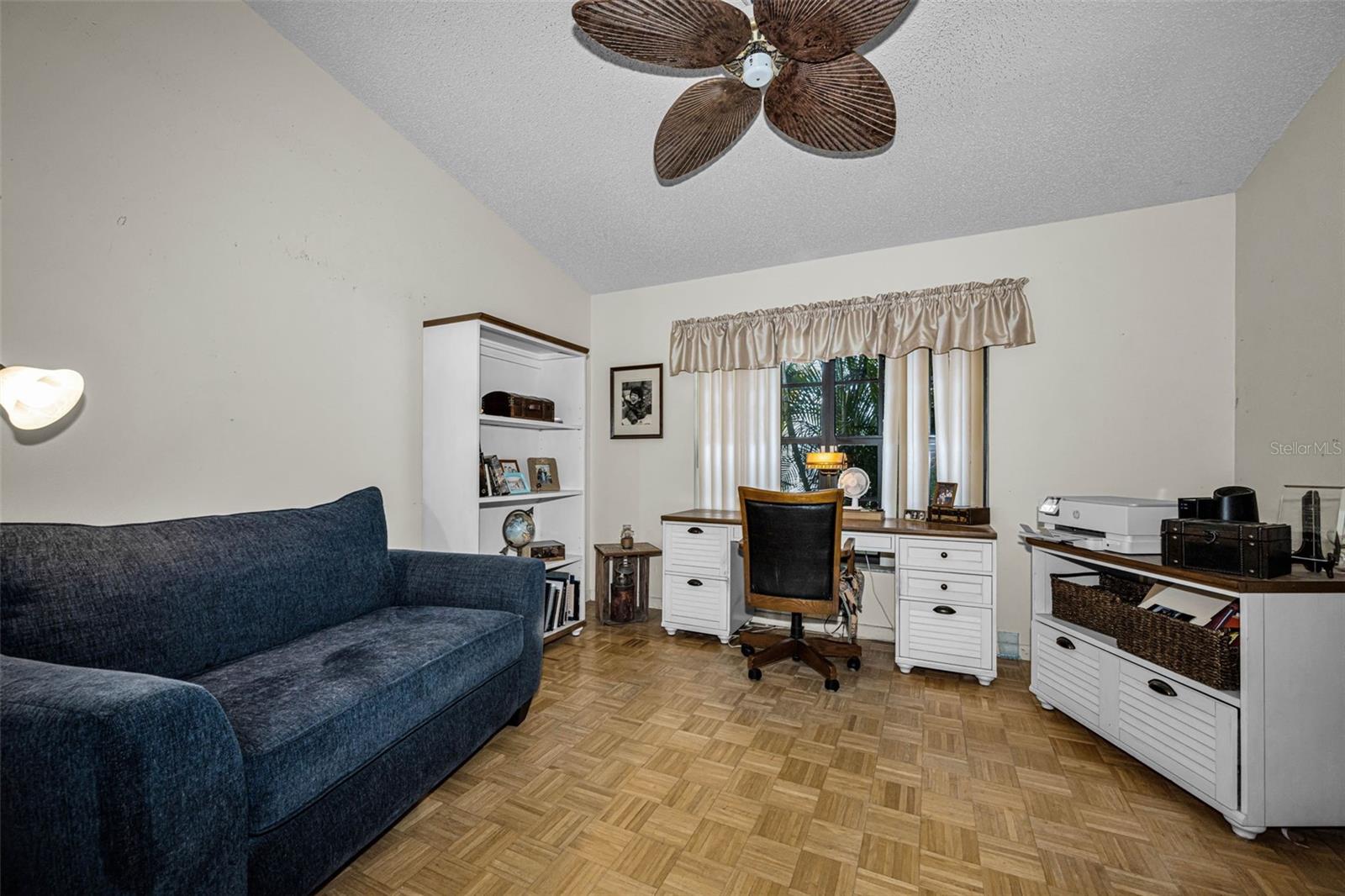 GLENWOOD GULF TRACE - Residential
