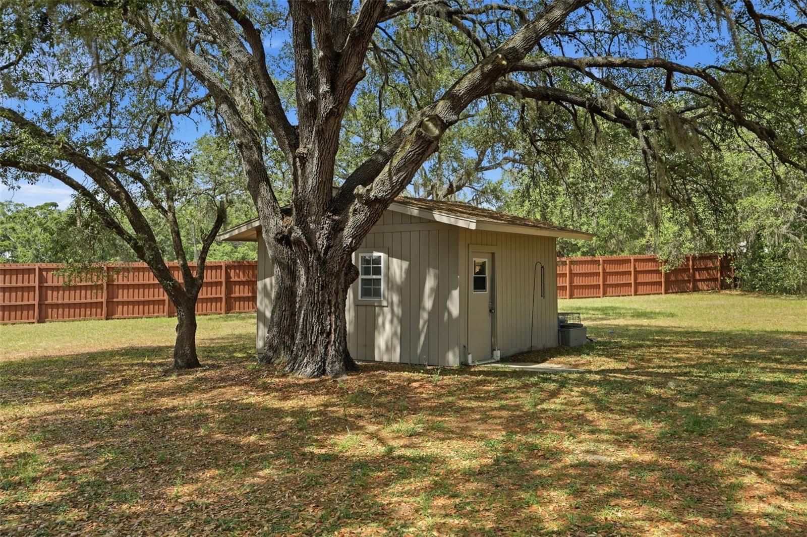 JEAN VAN FARMS - Residential Income