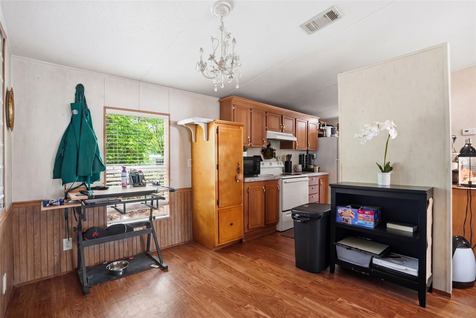 JEAN VAN FARMS - Residential Income