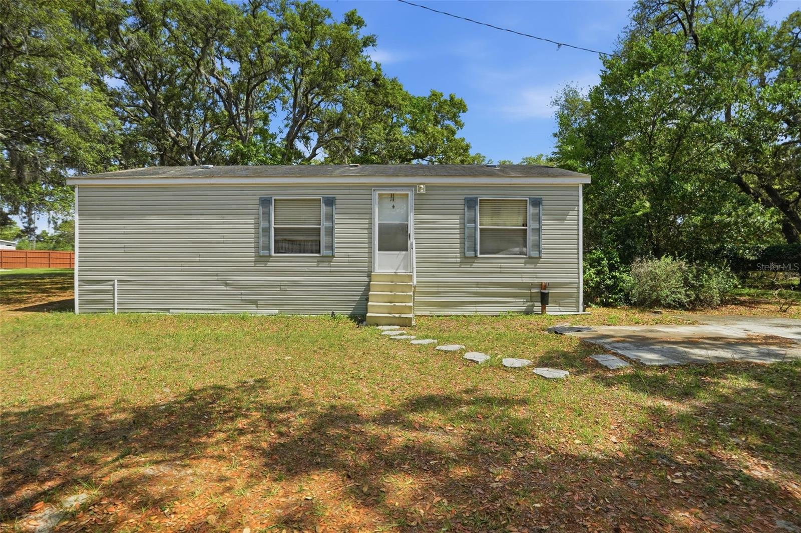 JEAN VAN FARMS - Residential Income