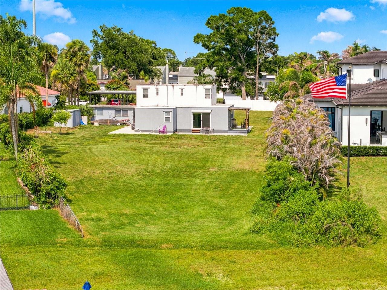 LAKE CARROLL - Residential