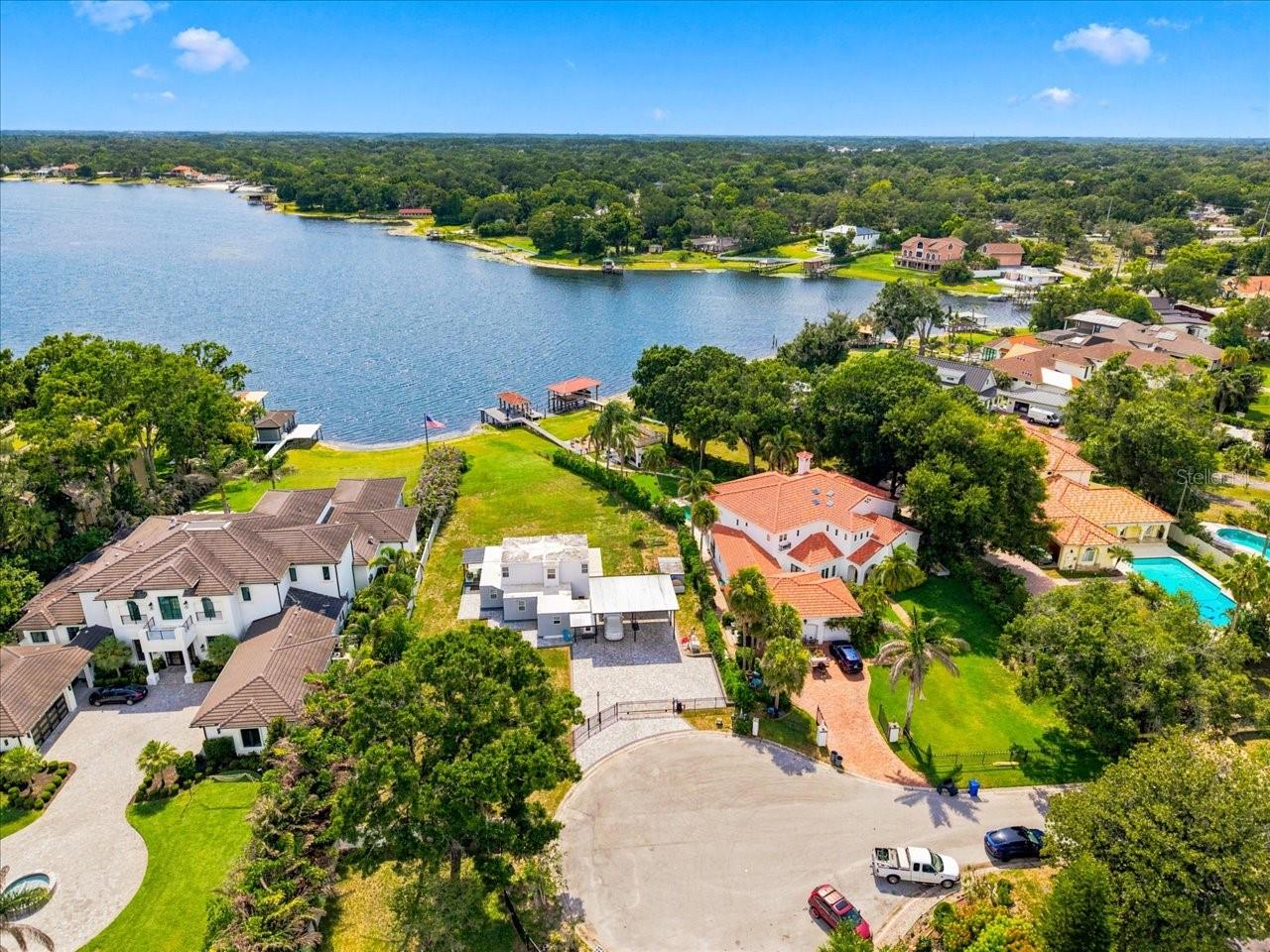 LAKE CARROLL - Residential