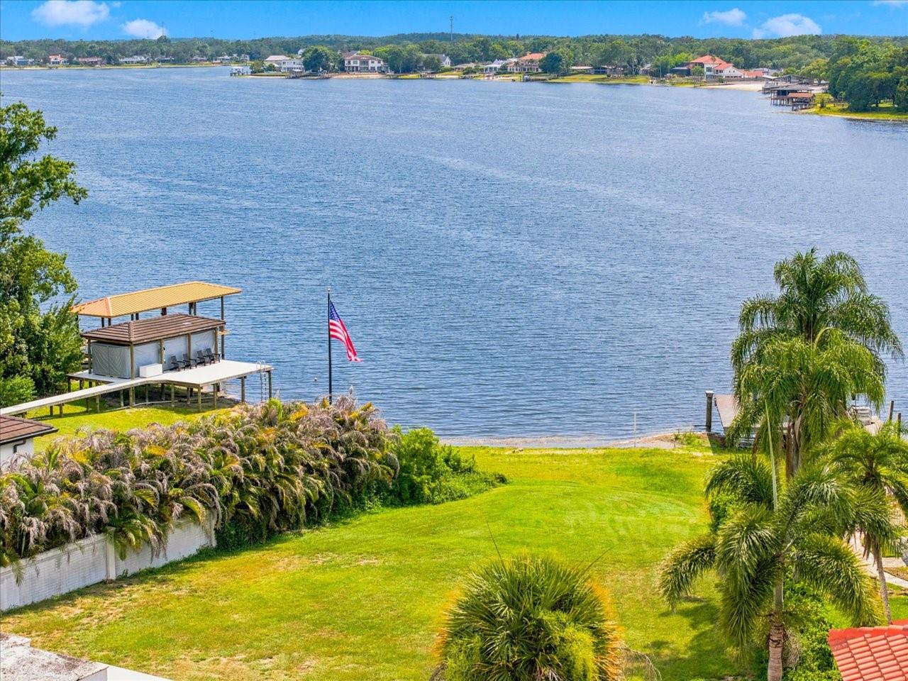 LAKE CARROLL - Residential