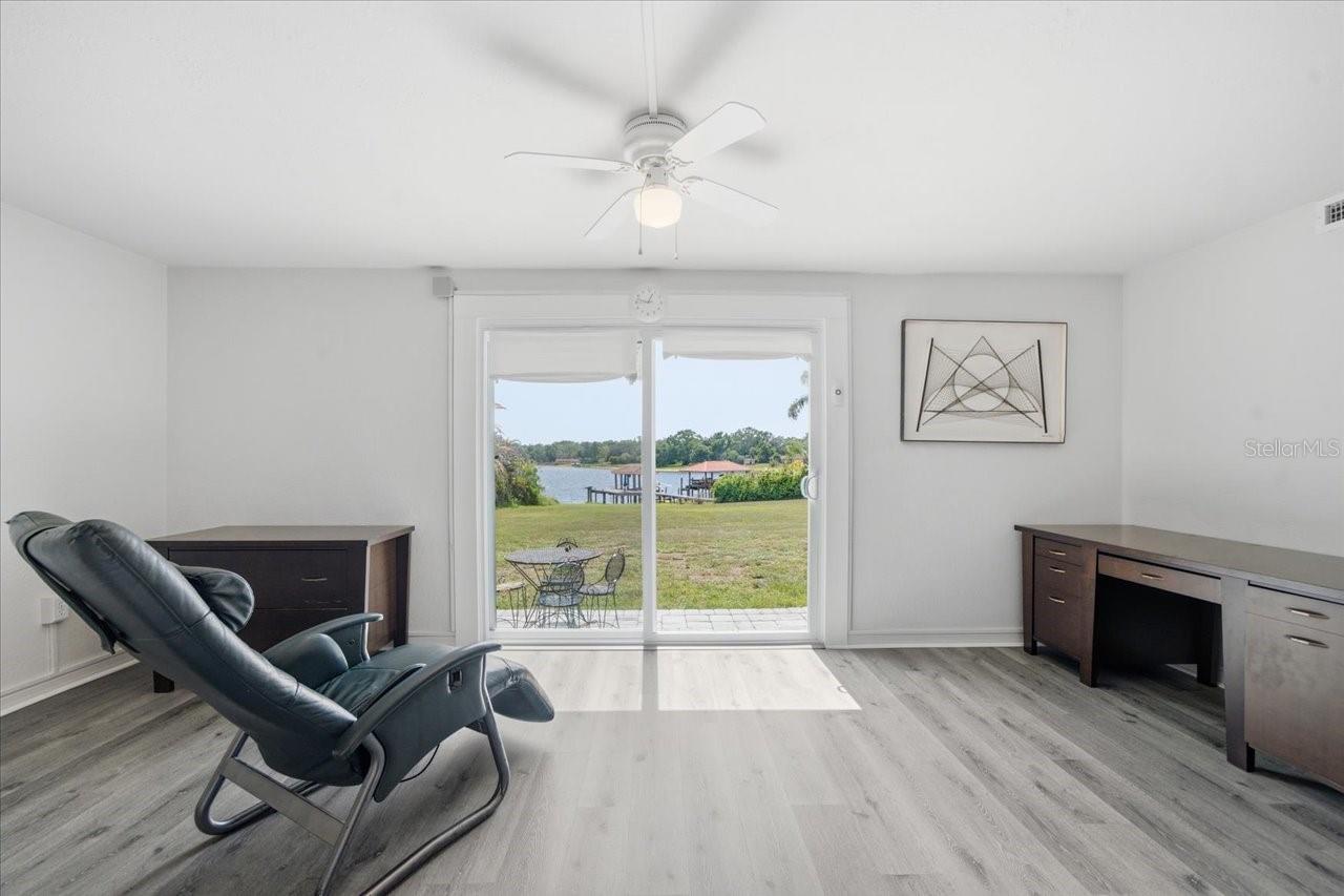LAKE CARROLL - Residential