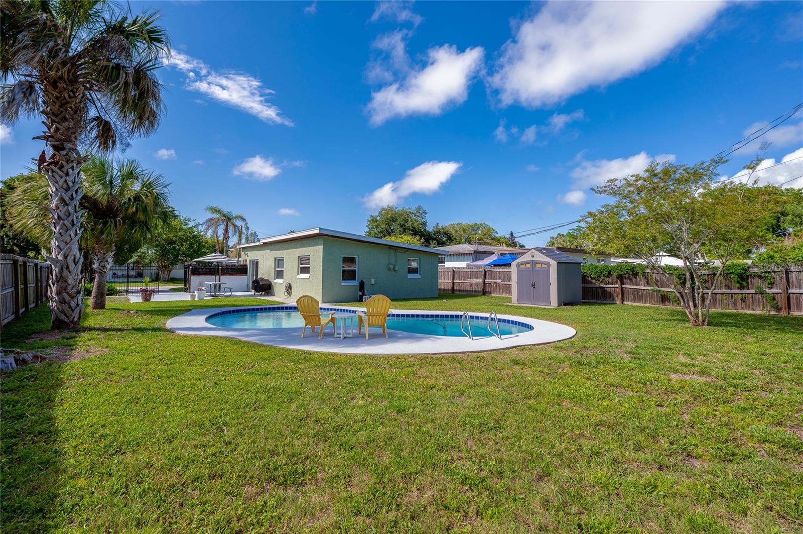 GOLFVIEW SEC 01 - Residential