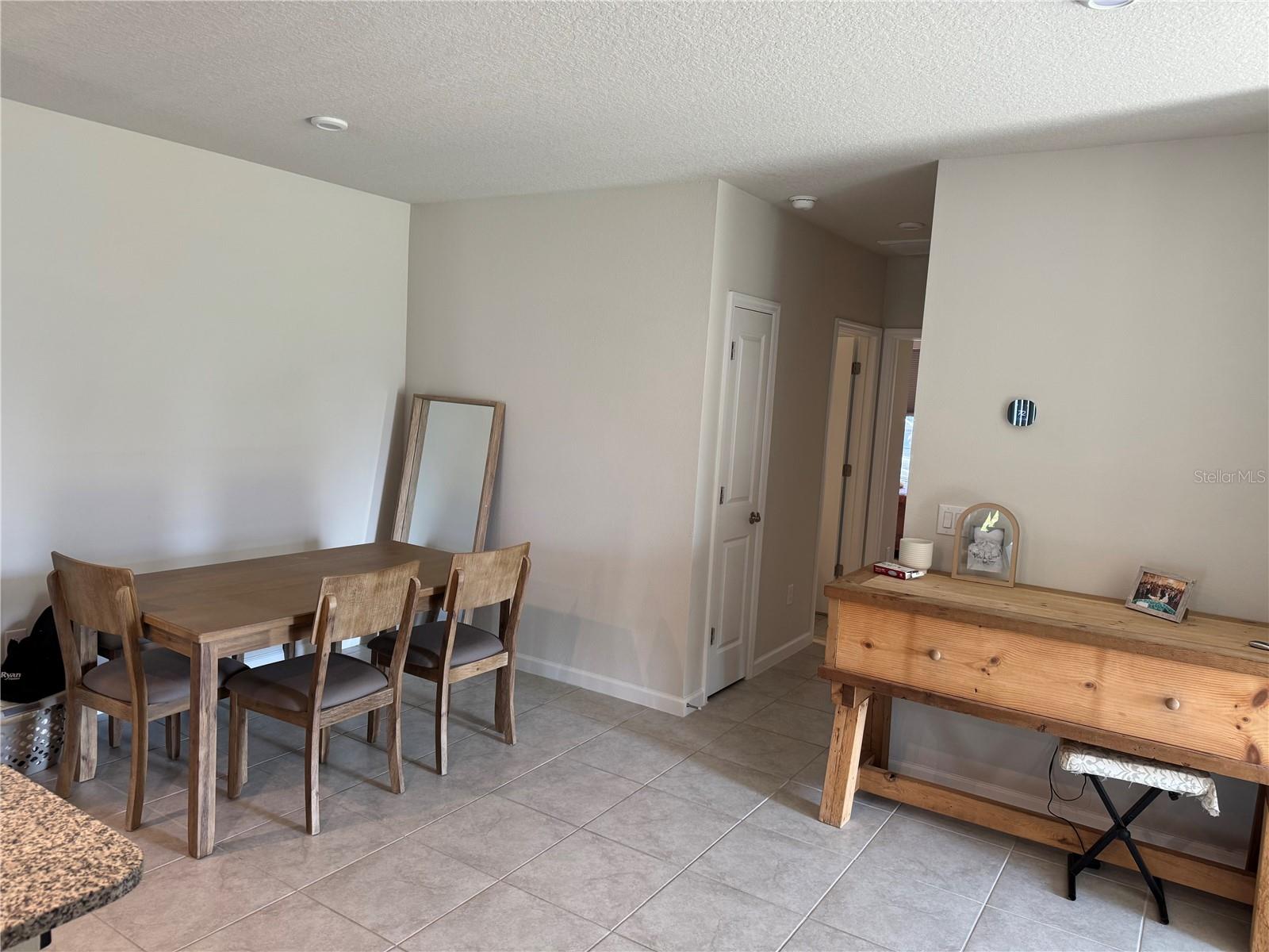 PARK RDG VILLAS - Residential Lease