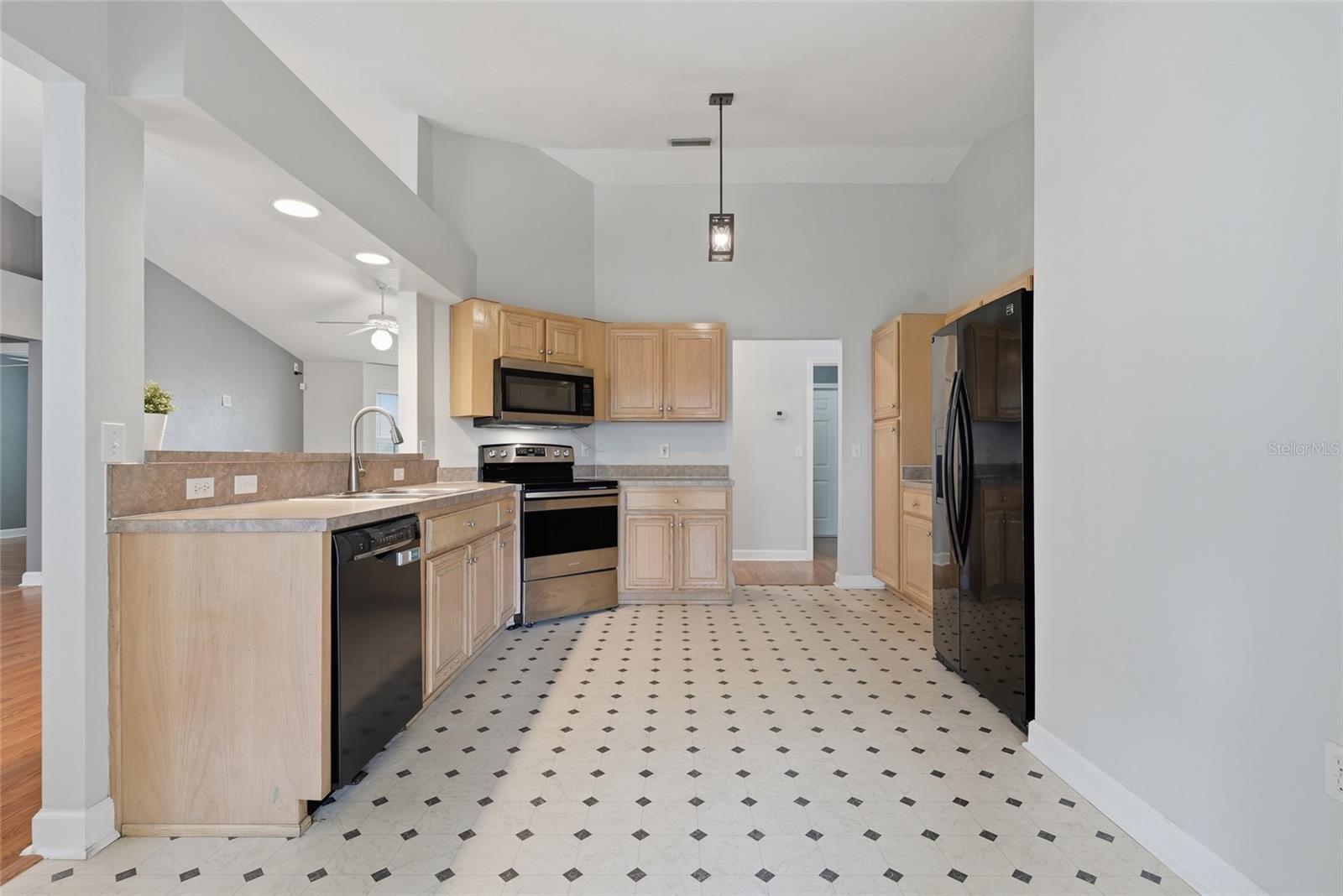 CAPRI CLUSTER PH 4 - Residential