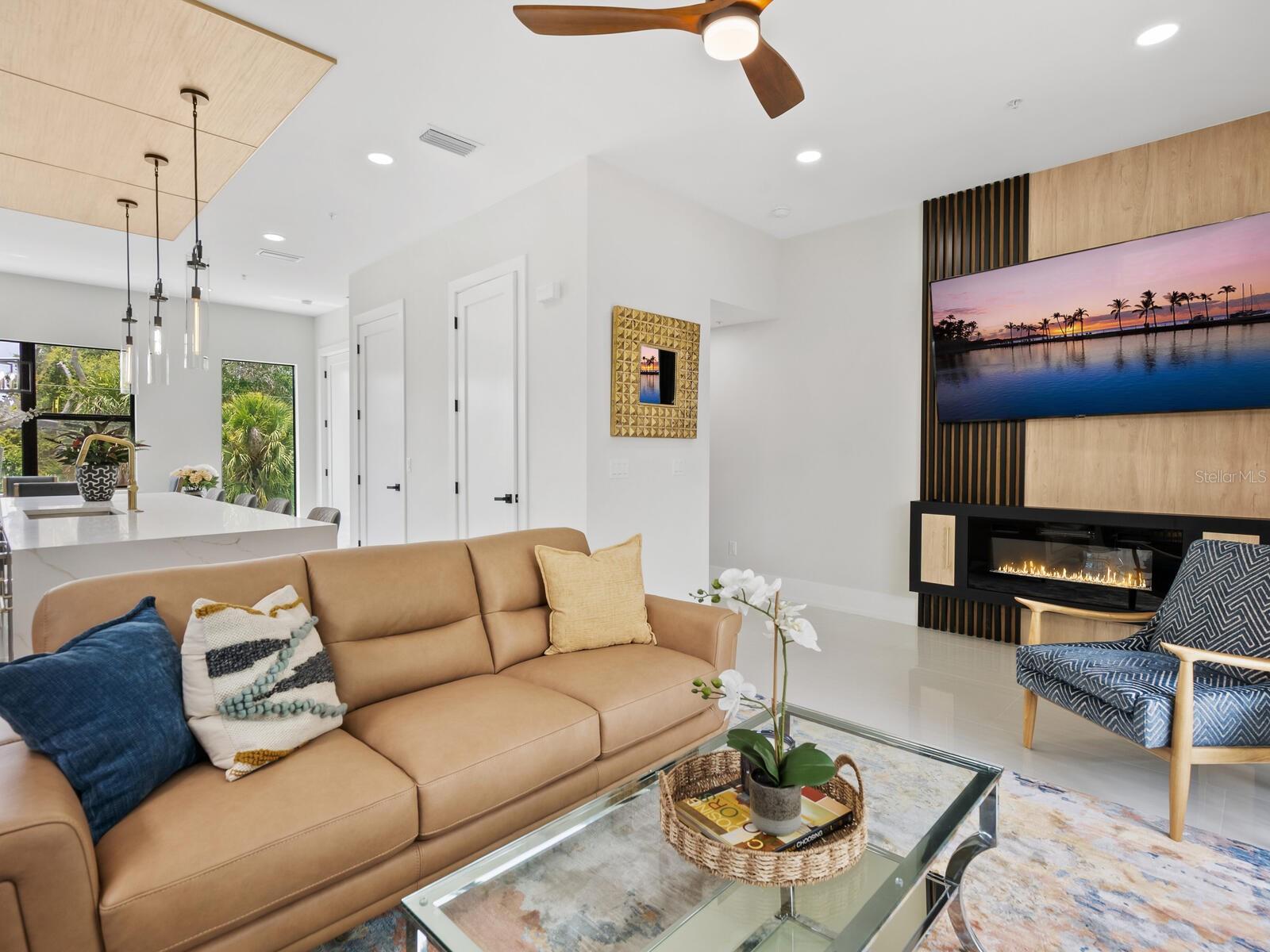 PREMIER ON MAIN - Residential