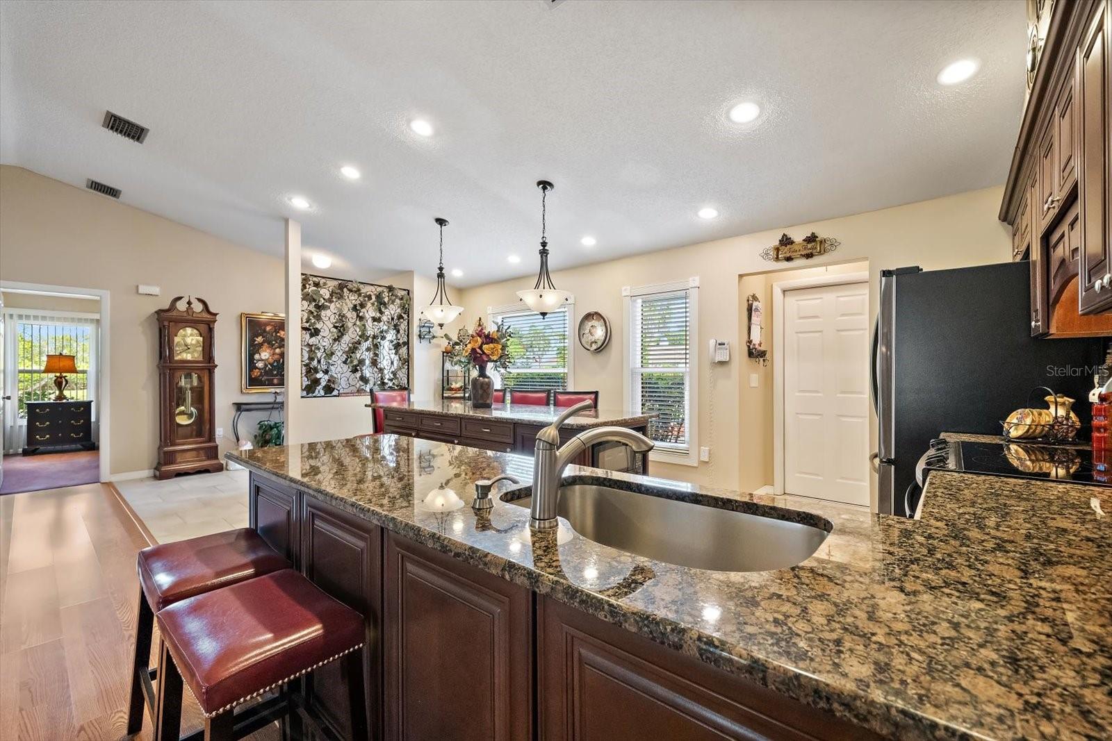 GULF GATE EAST - Residential