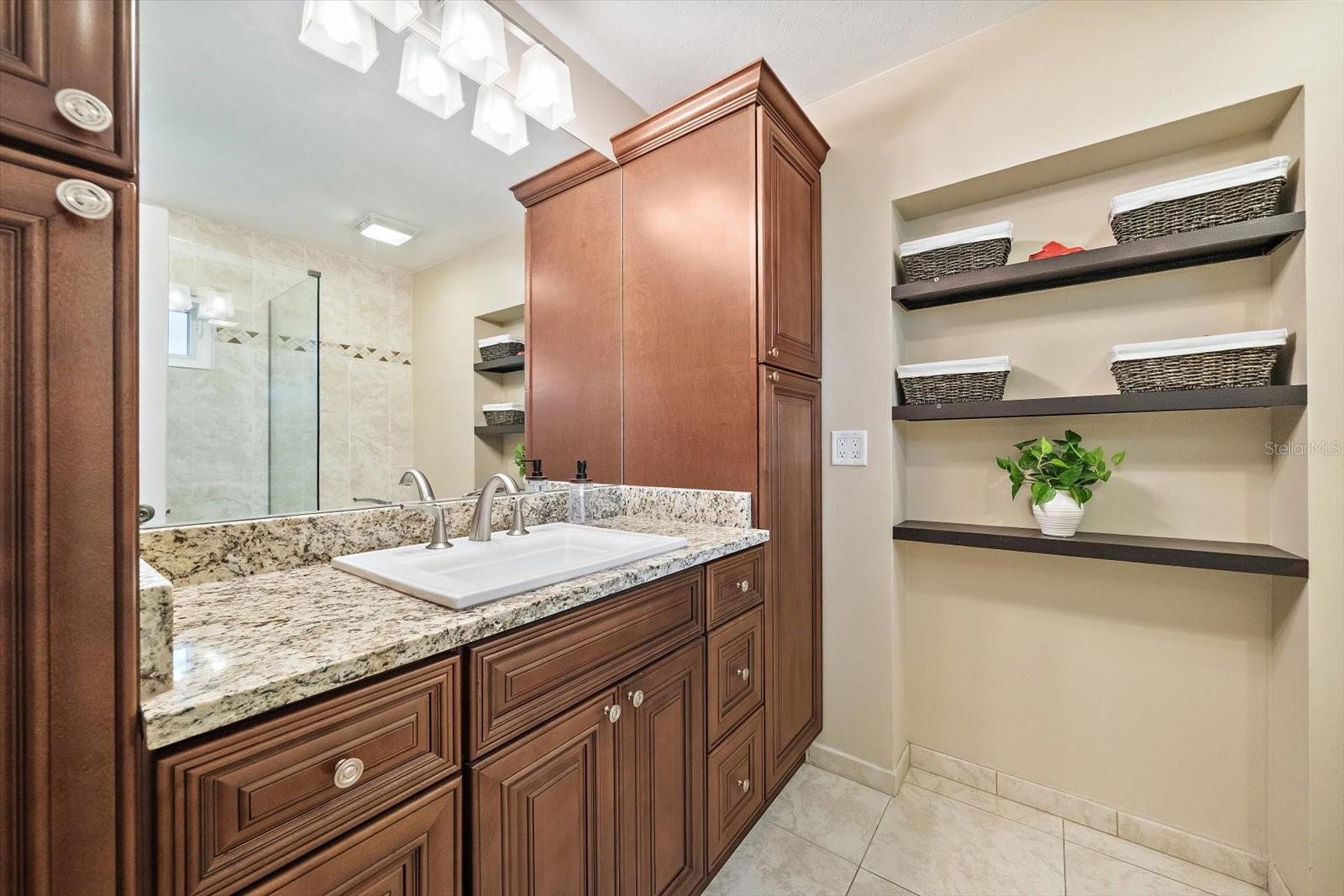 GULF GATE EAST - Residential