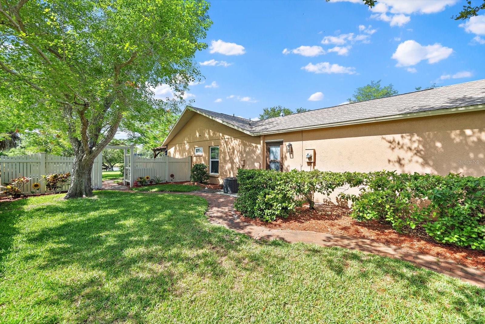GULF GATE EAST - Residential