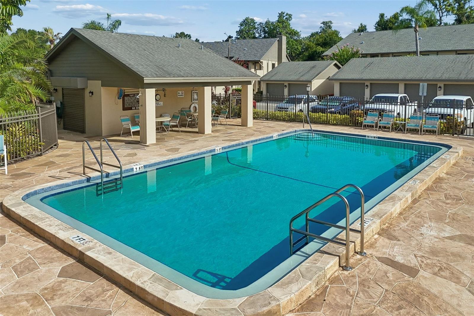 EAGLES GLEN CONDO - Residential