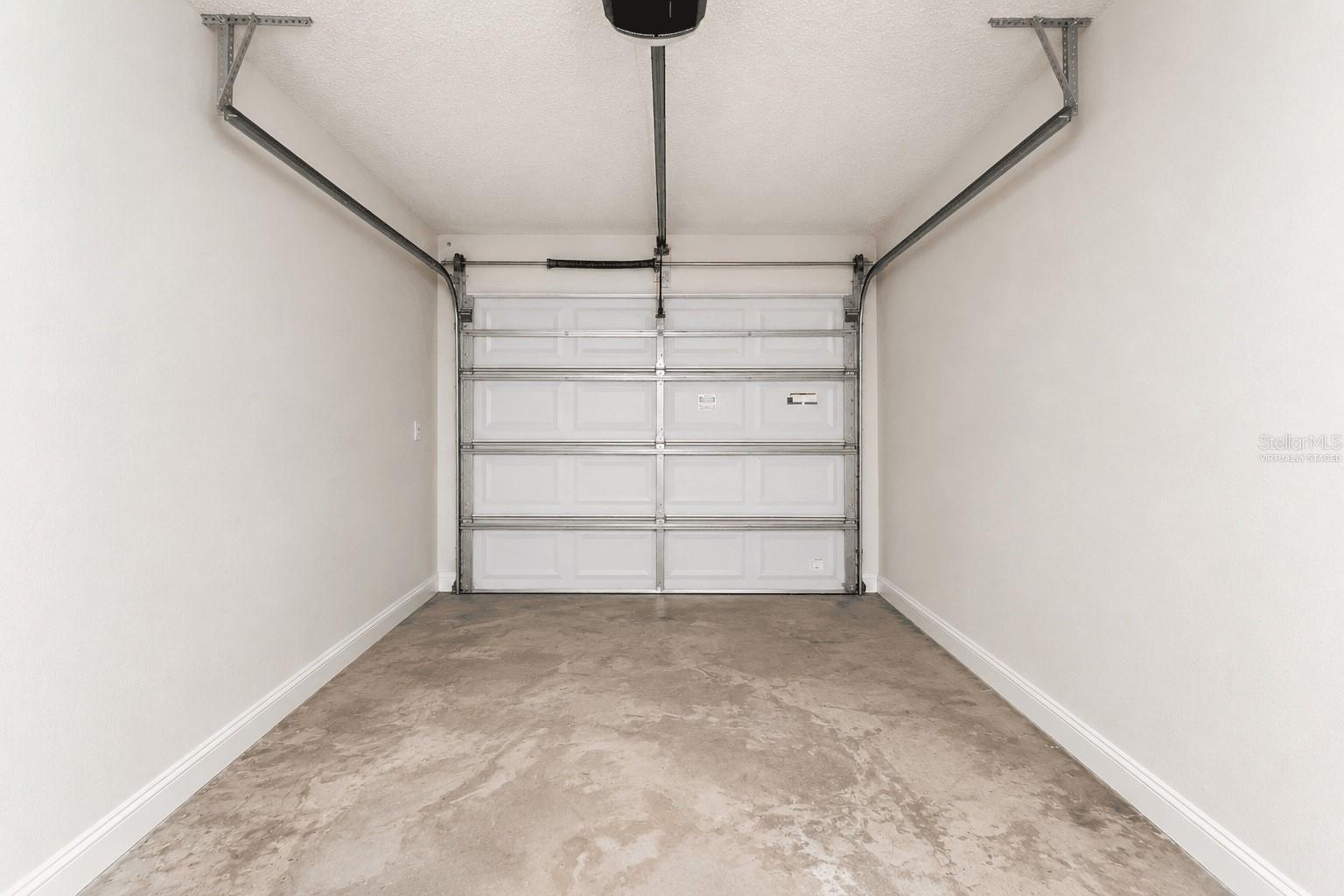 EAGLES GLEN CONDO - Residential