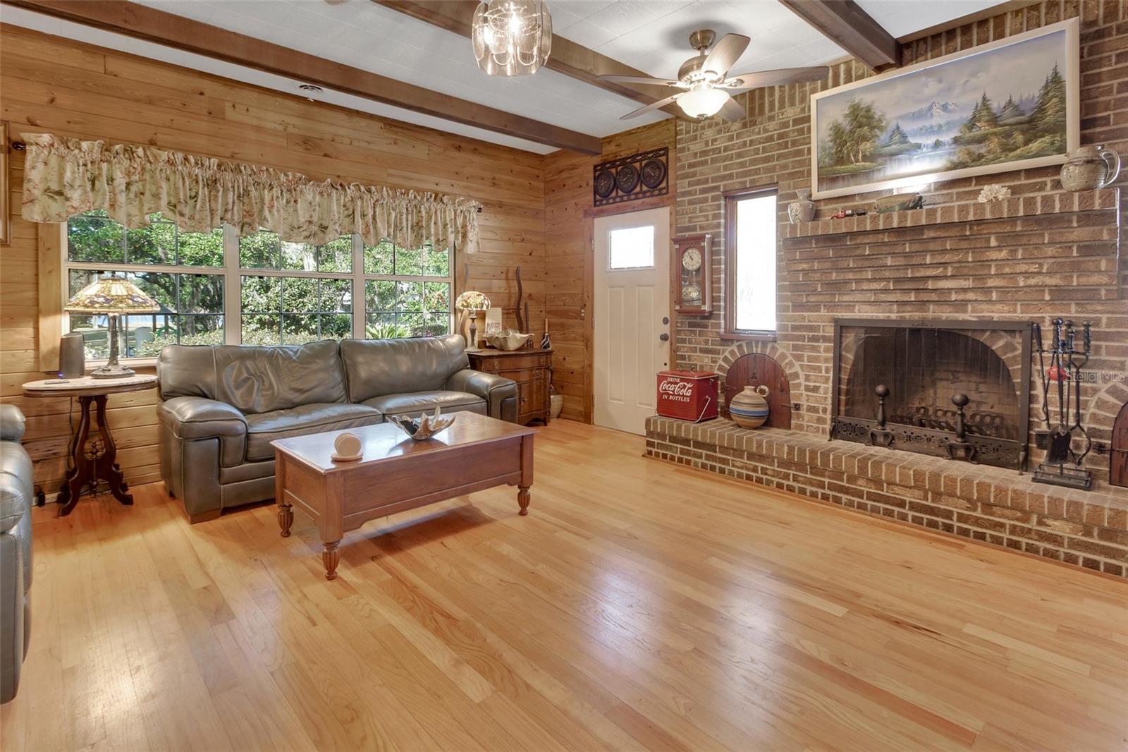 LAKE WINONA - Residential