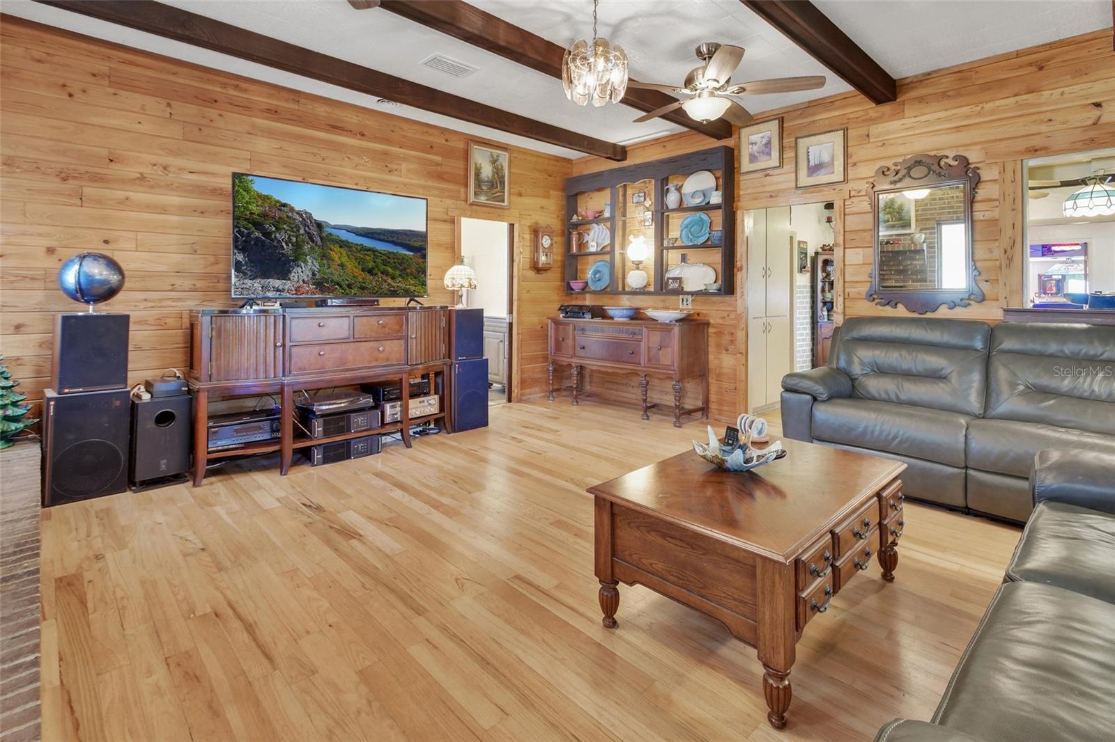 LAKE WINONA - Residential