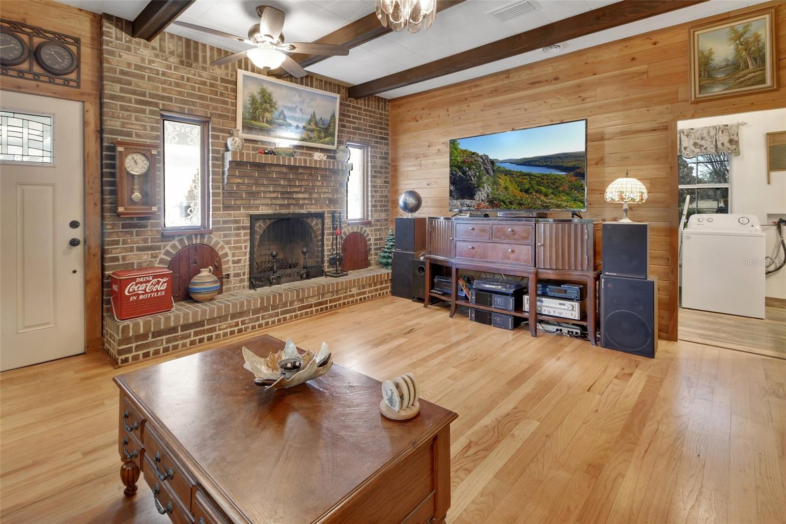 LAKE WINONA - Residential