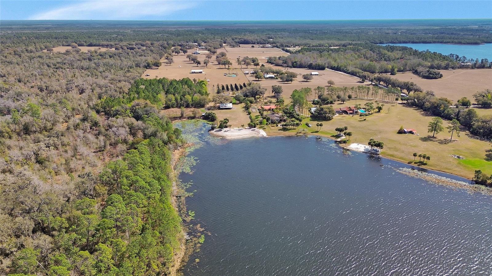 LAKE WINONA - Residential