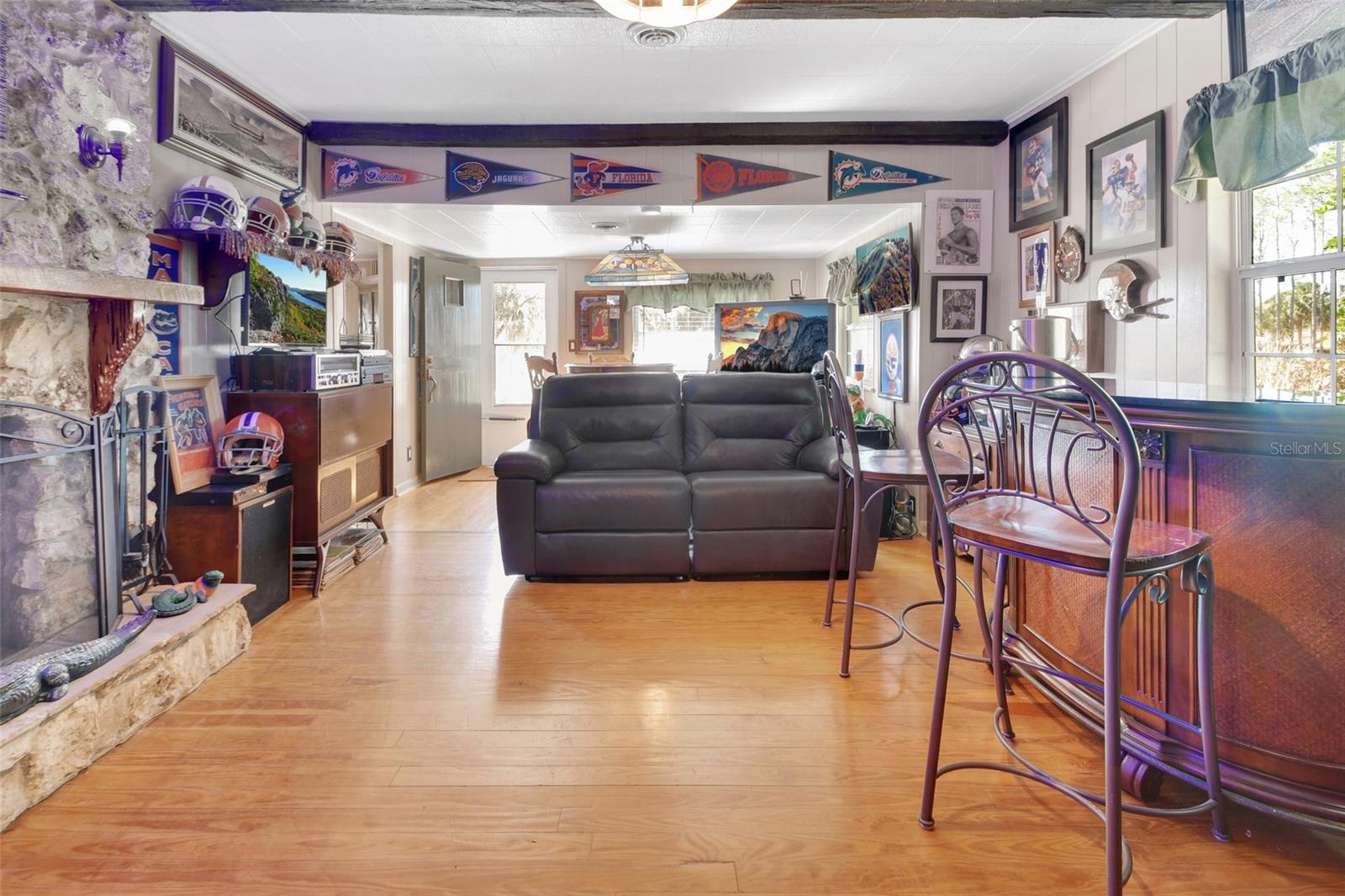 LAKE WINONA - Residential