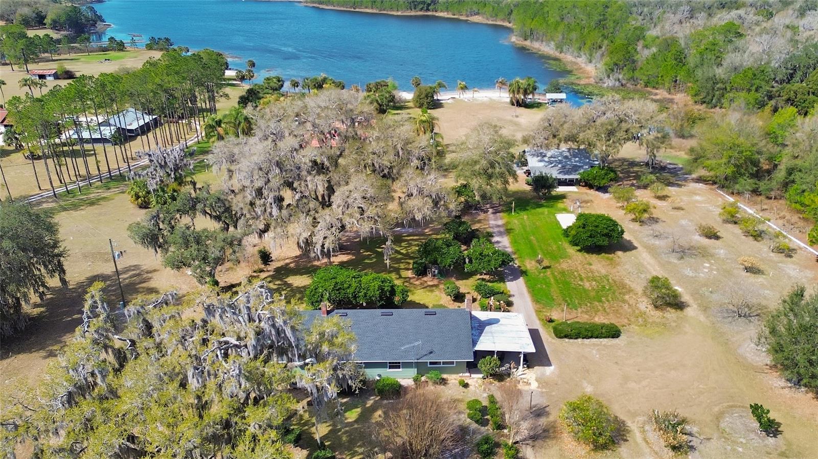 LAKE WINONA - Residential