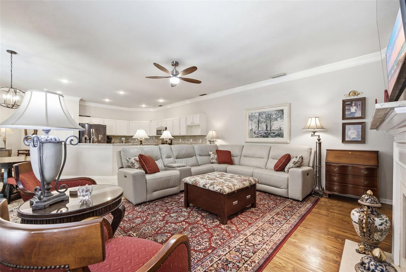 WESTCHASE SEC 370 - Residential