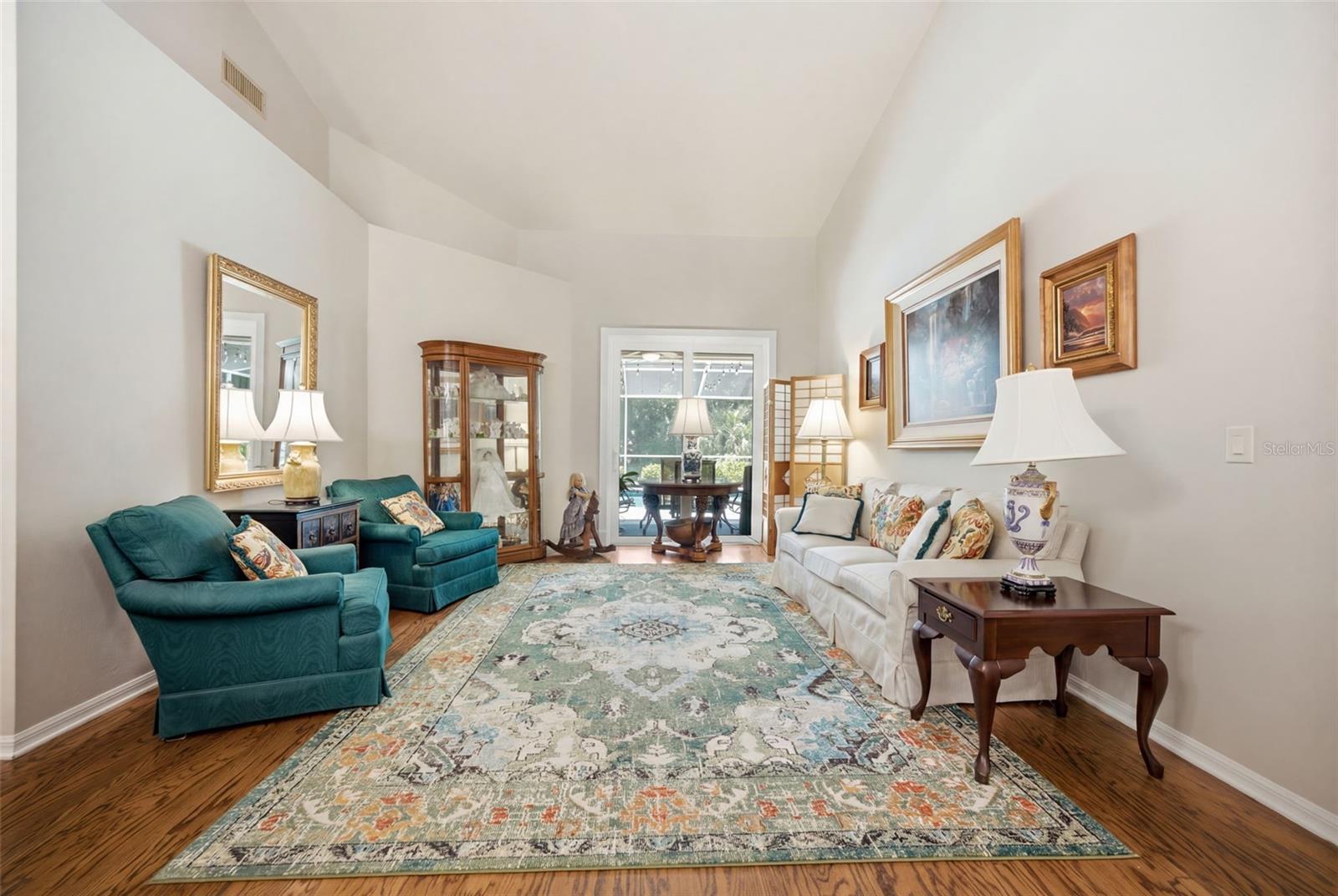 WESTCHASE SEC 370 - Residential