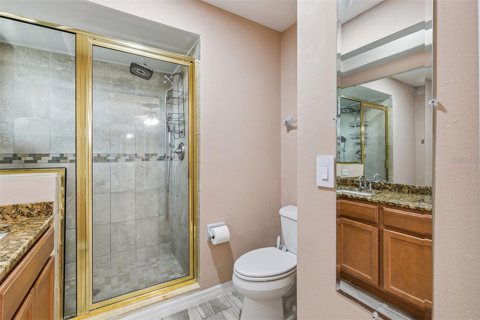 CHARLESTON SQUARE - Residential Lease