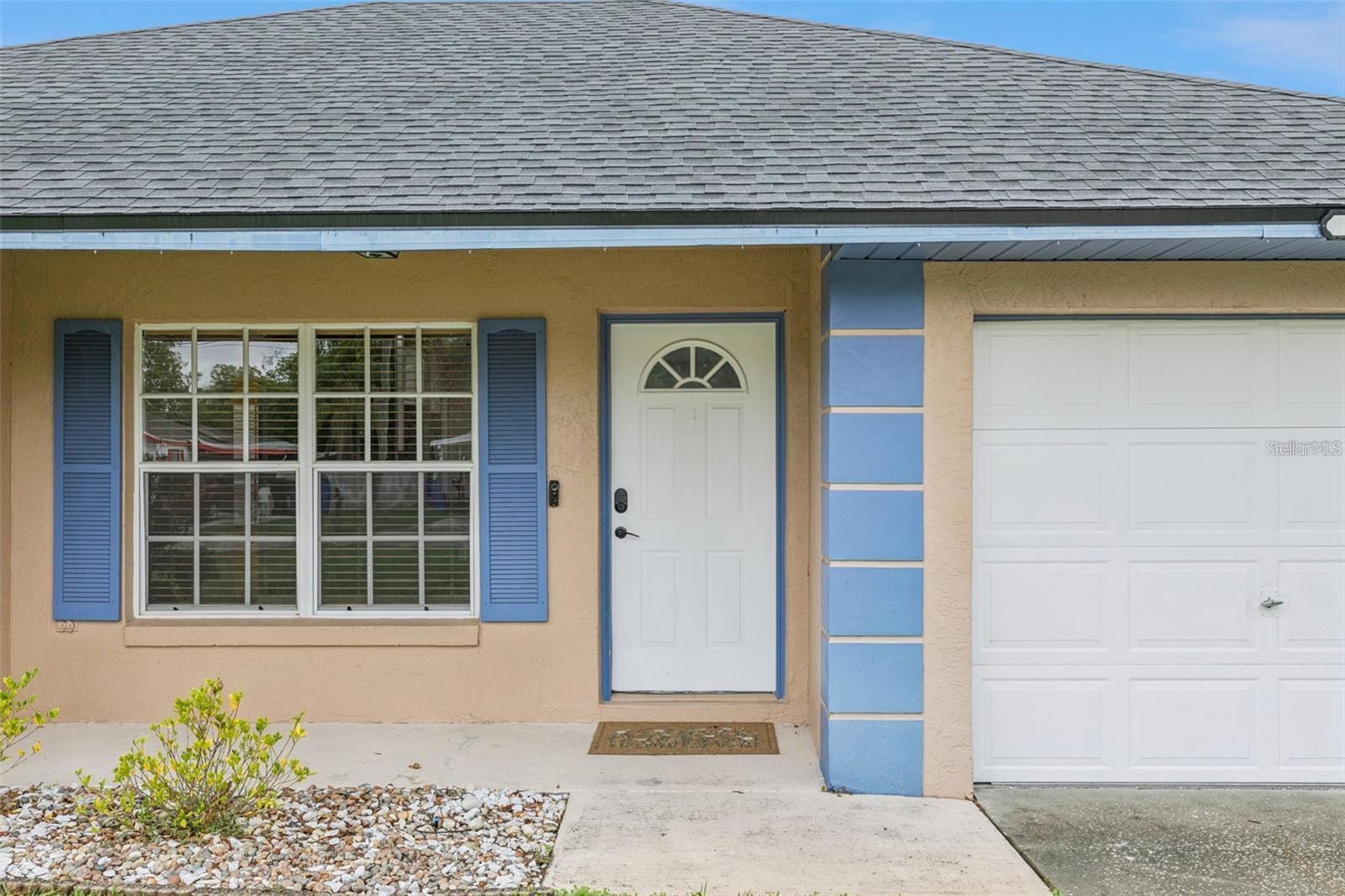 CHARLESTON SQUARE - Residential Lease