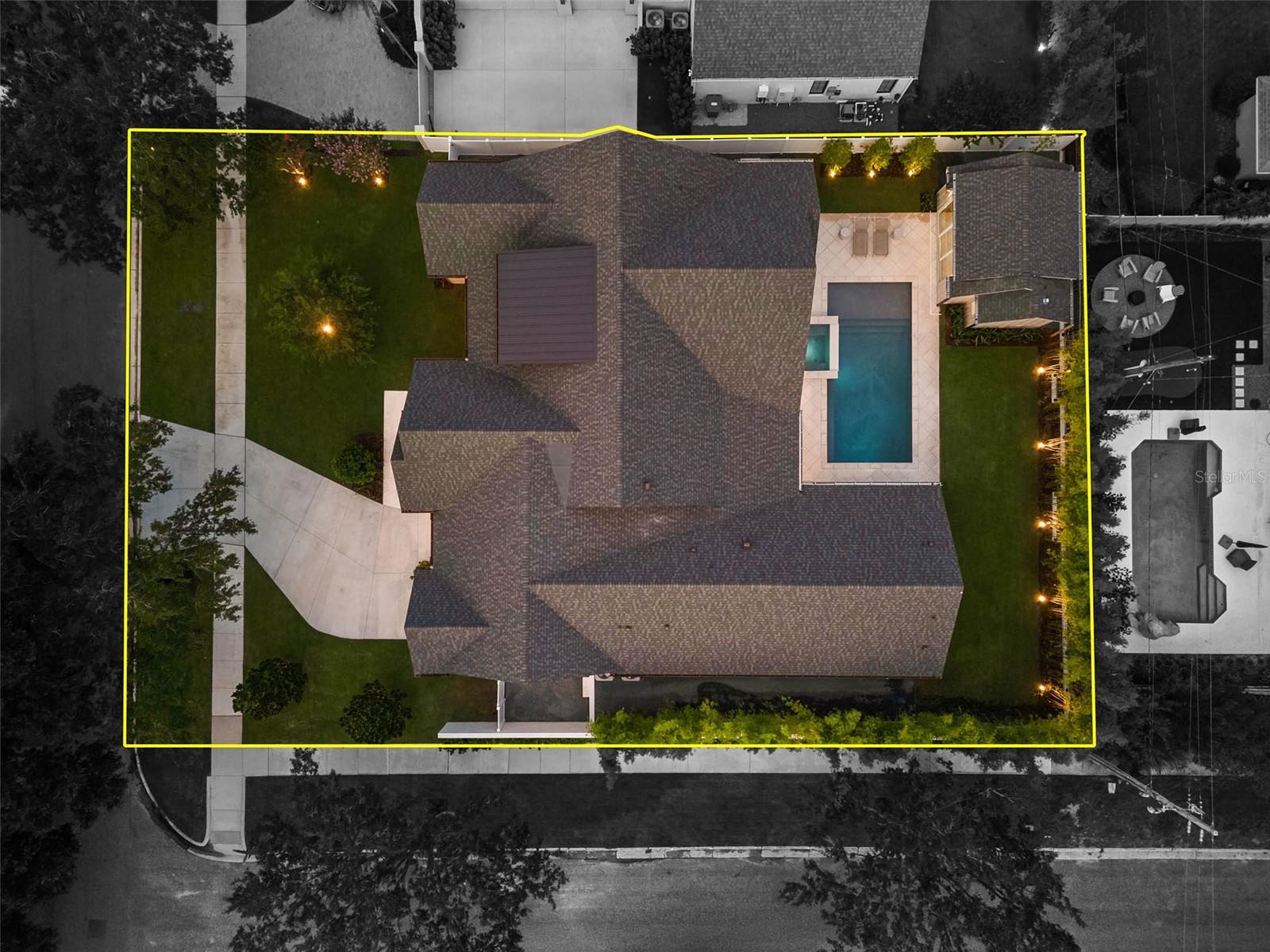 BEVERLY SHORES - Residential