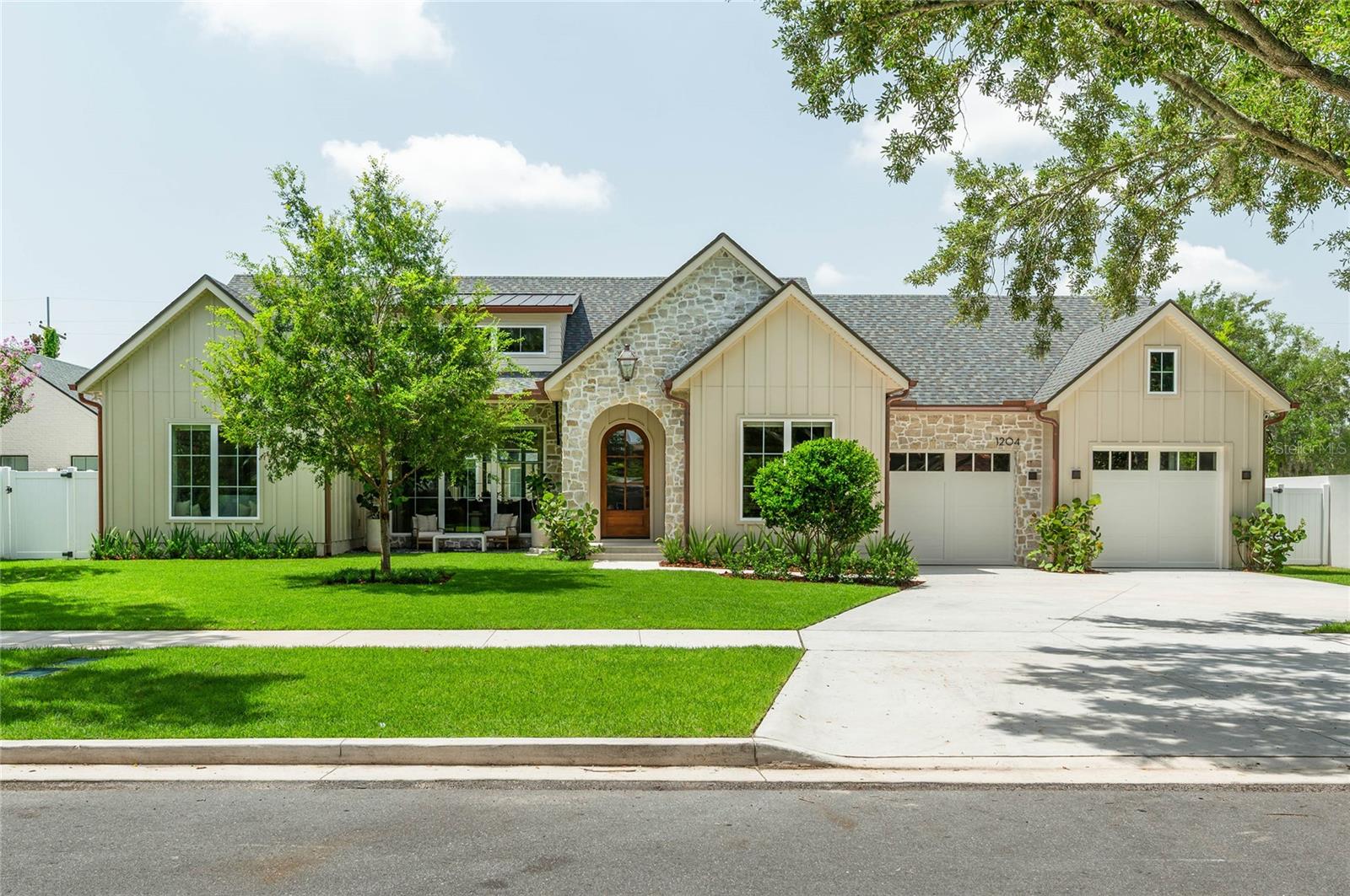 BEVERLY SHORES - Residential