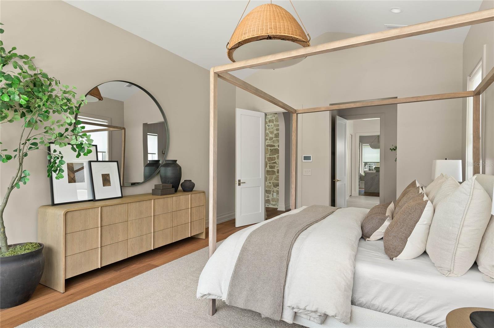 BEVERLY SHORES - Residential