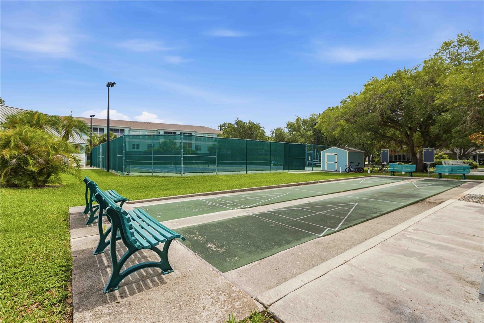HERITAGE OAK PARK WATERS EDGE - Residential